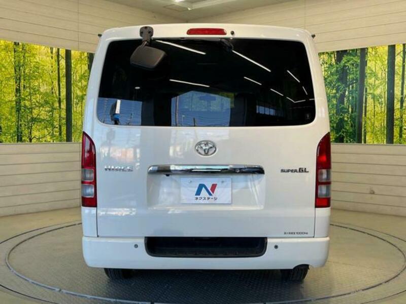 HIACE VAN-15