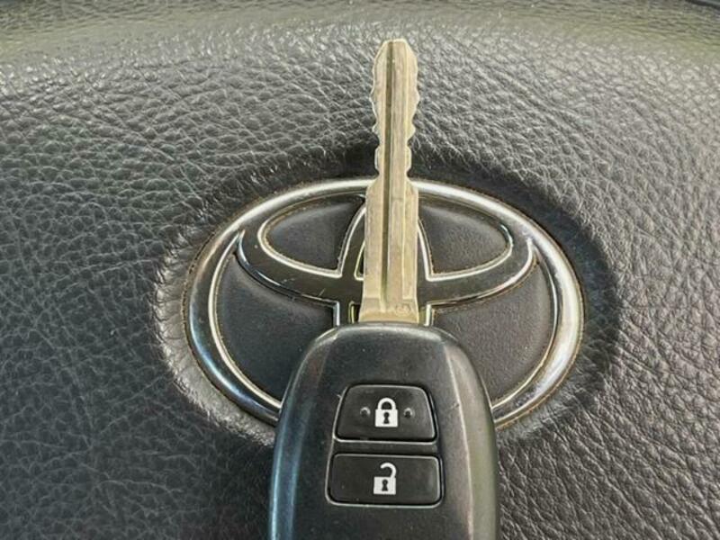 HIACE VAN-6