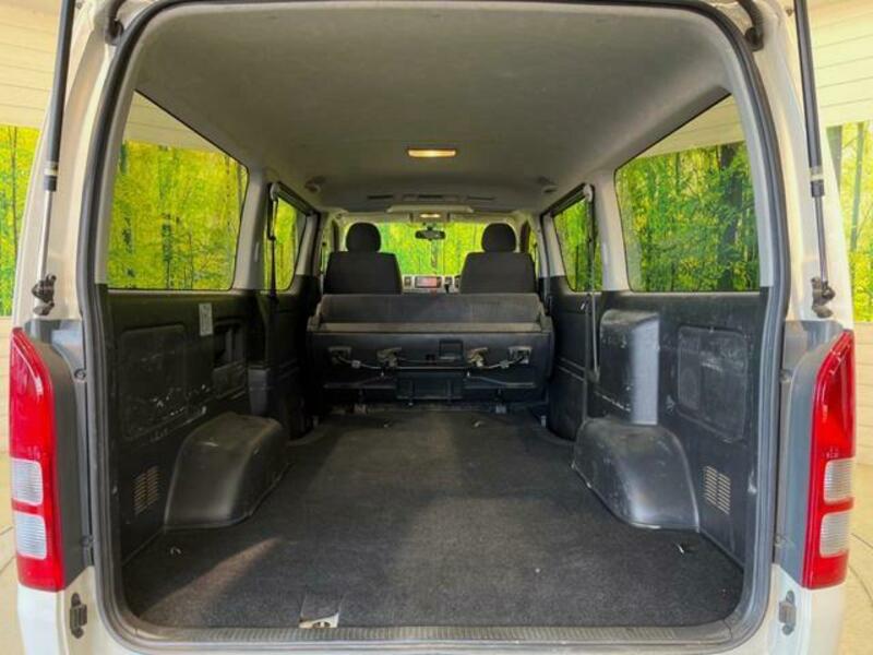 HIACE VAN-9