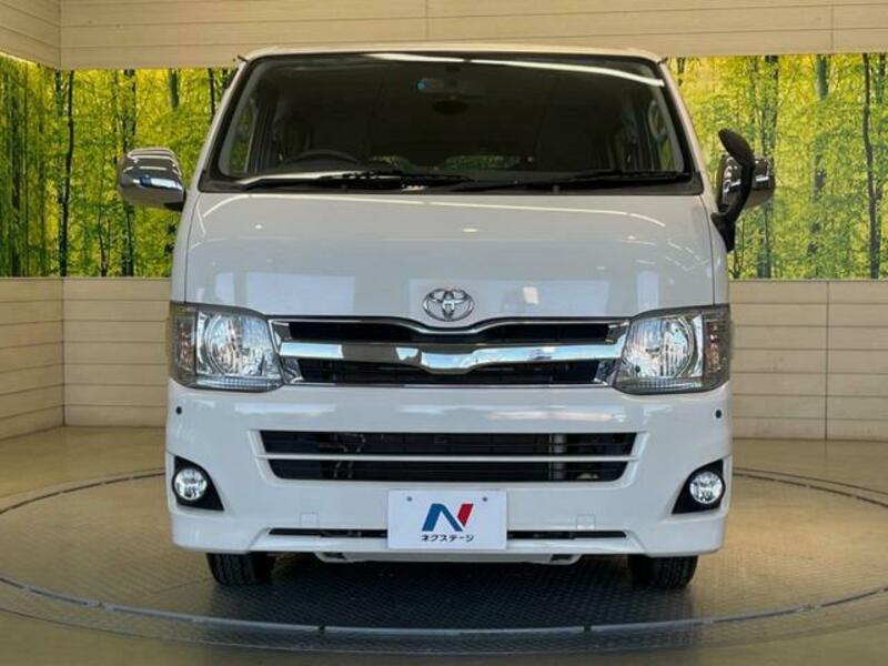 HIACE VAN-14