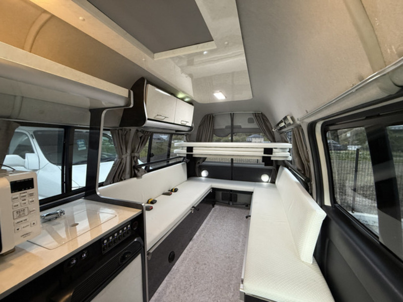 HIACE VAN-2