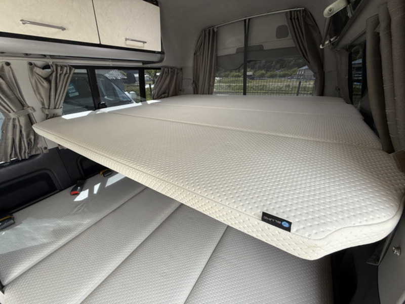 HIACE VAN-6