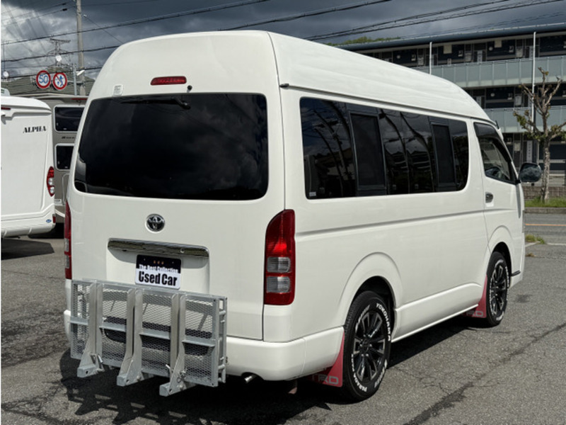 HIACE VAN-1