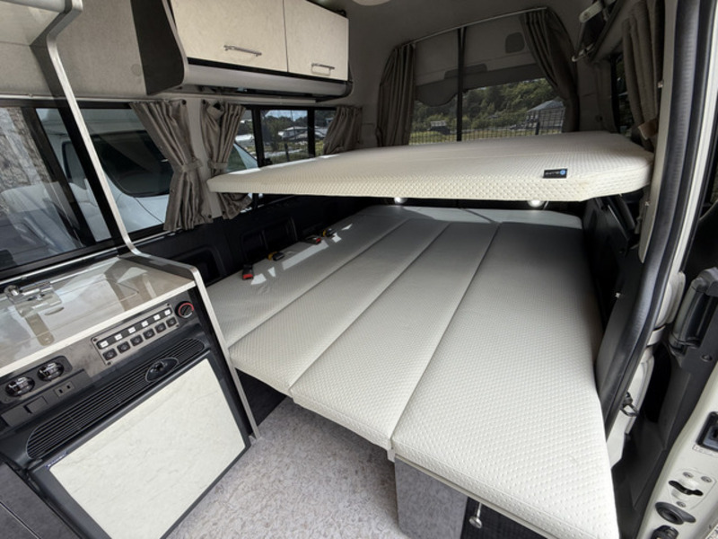 HIACE VAN-4
