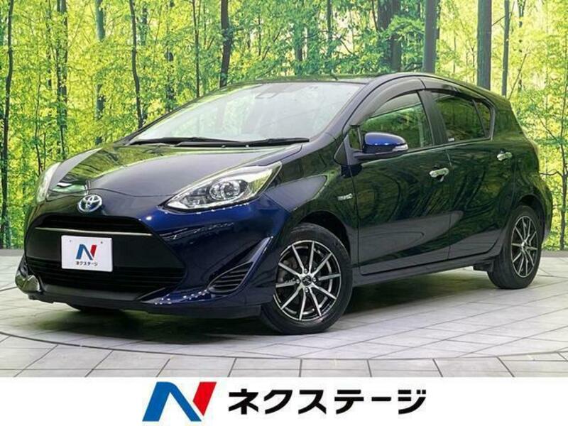 TOYOTA　AQUA