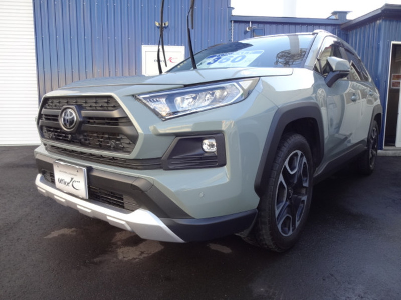 TOYOTA　RAV4