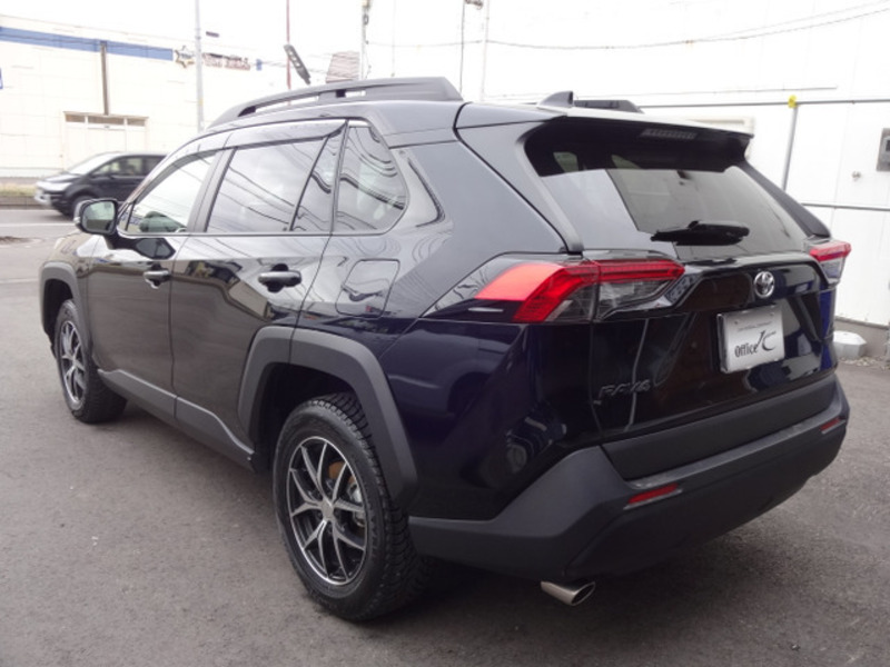 RAV4-1