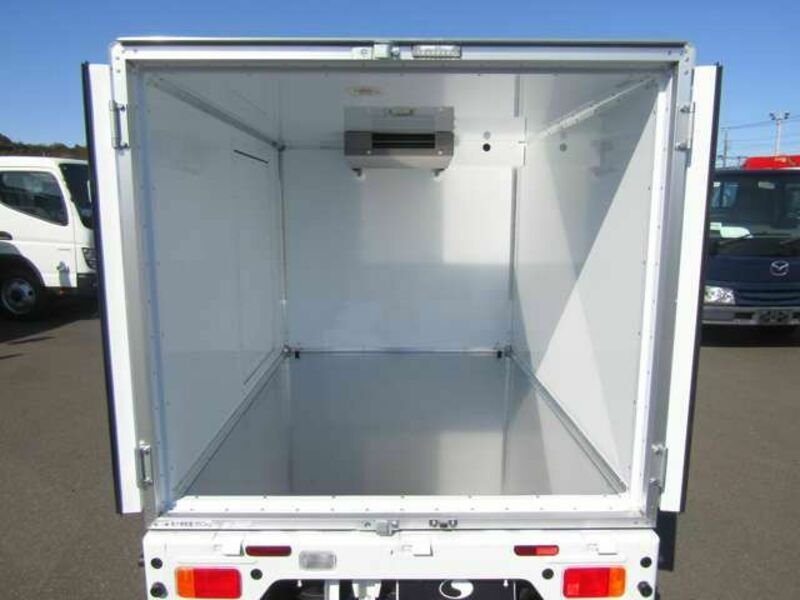 MINICAB TRUCK-8