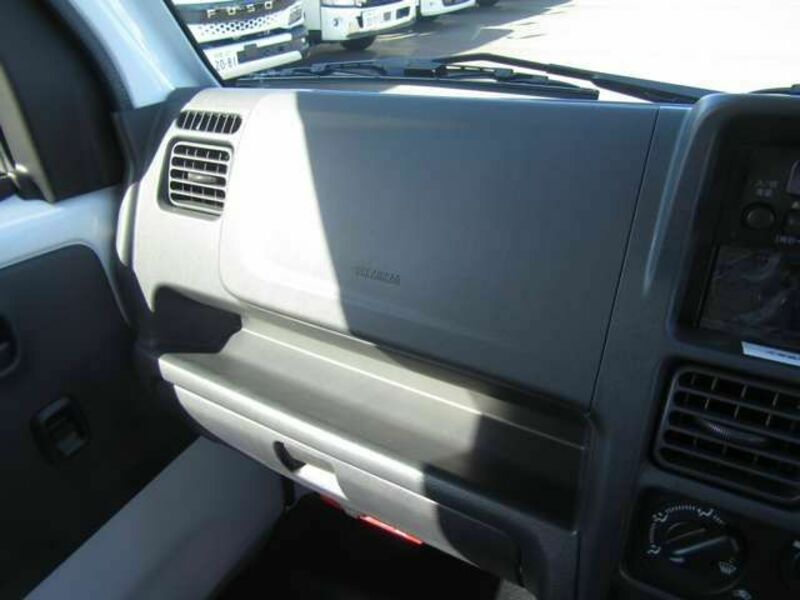 MINICAB TRUCK-19
