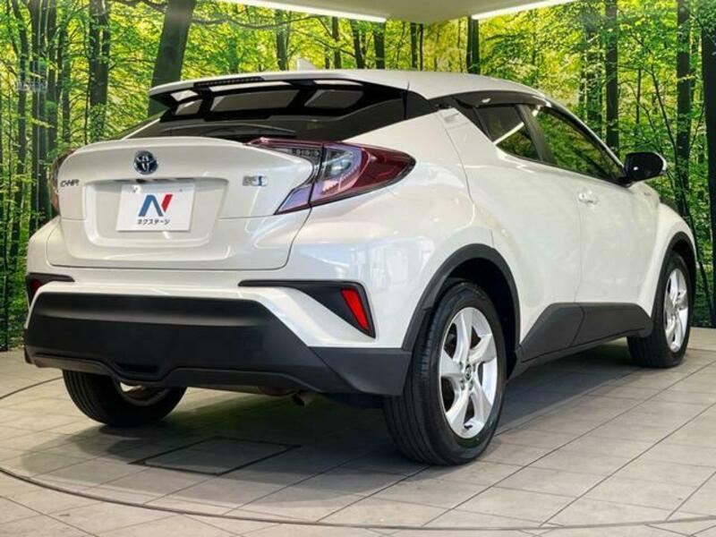C-HR-16