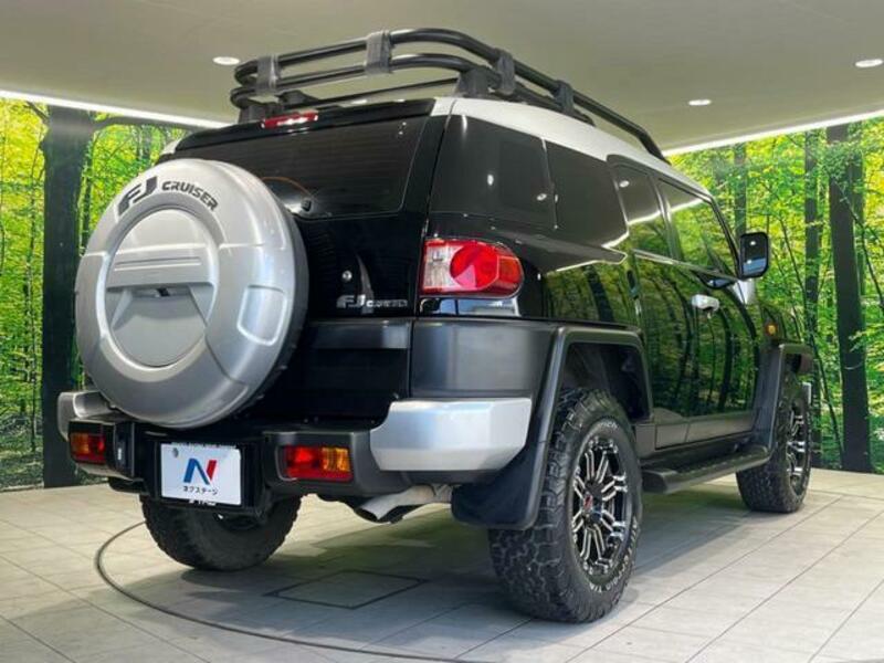 FJ CRUISER-16