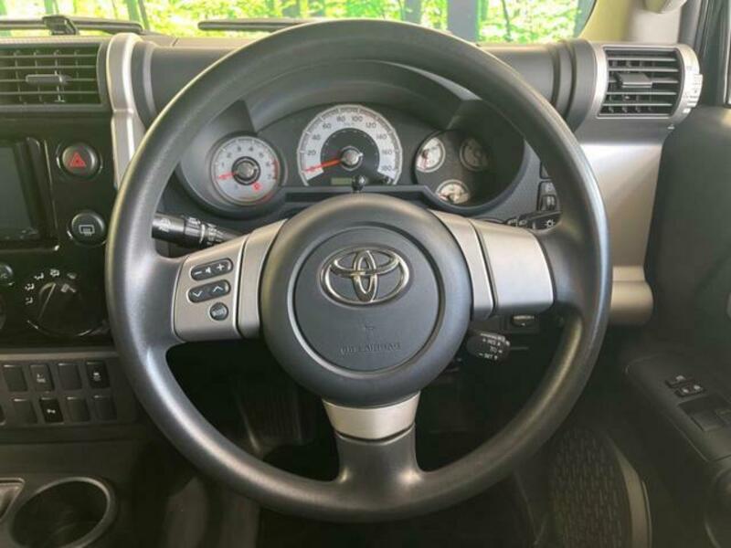 FJ CRUISER-10
