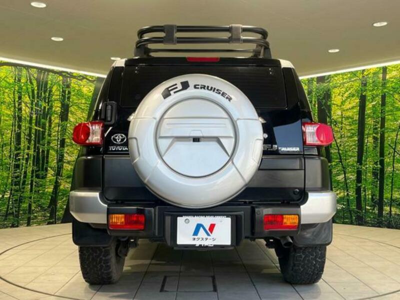 FJ CRUISER-14