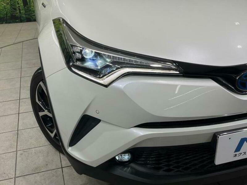 C-HR-11