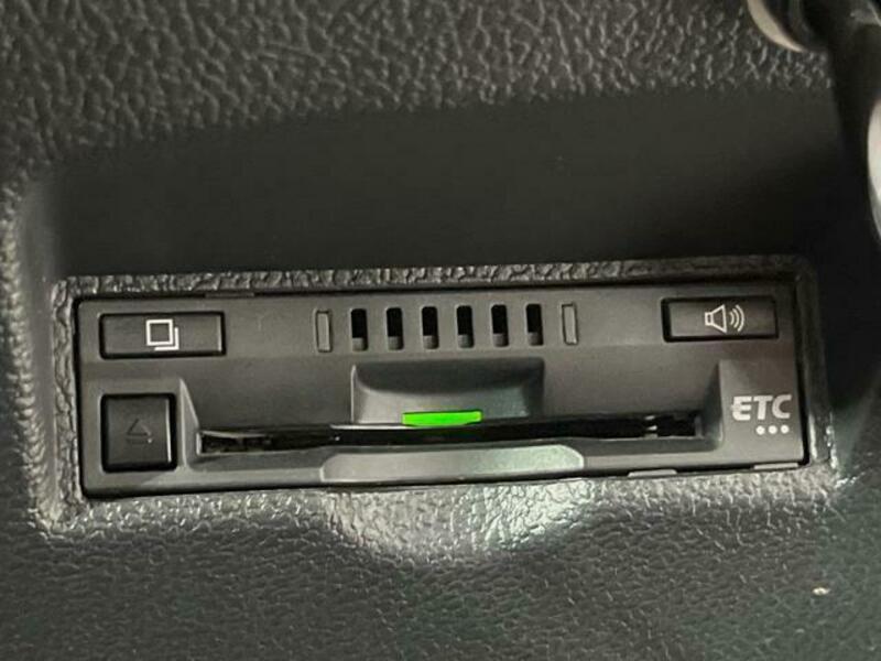 PRIUS-6