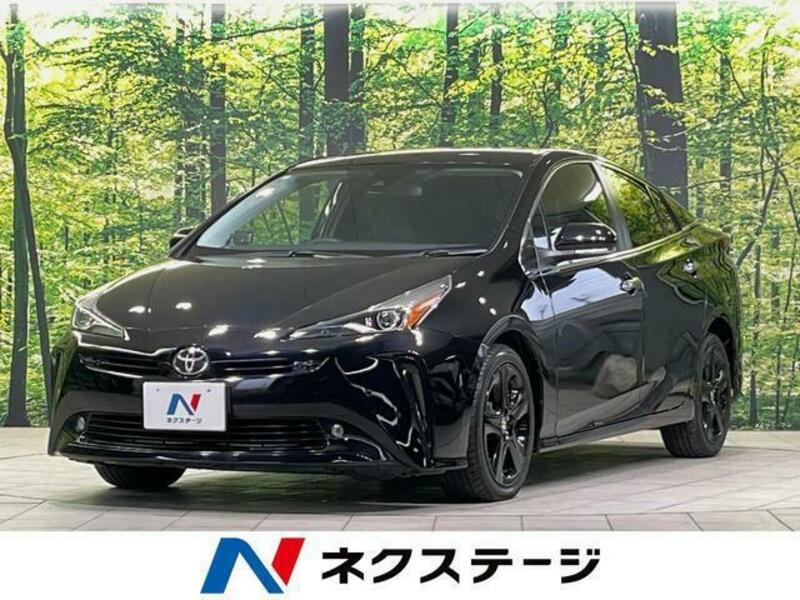 TOYOTA　PRIUS