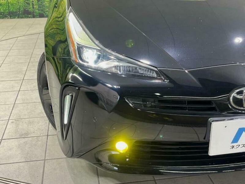 PRIUS-11