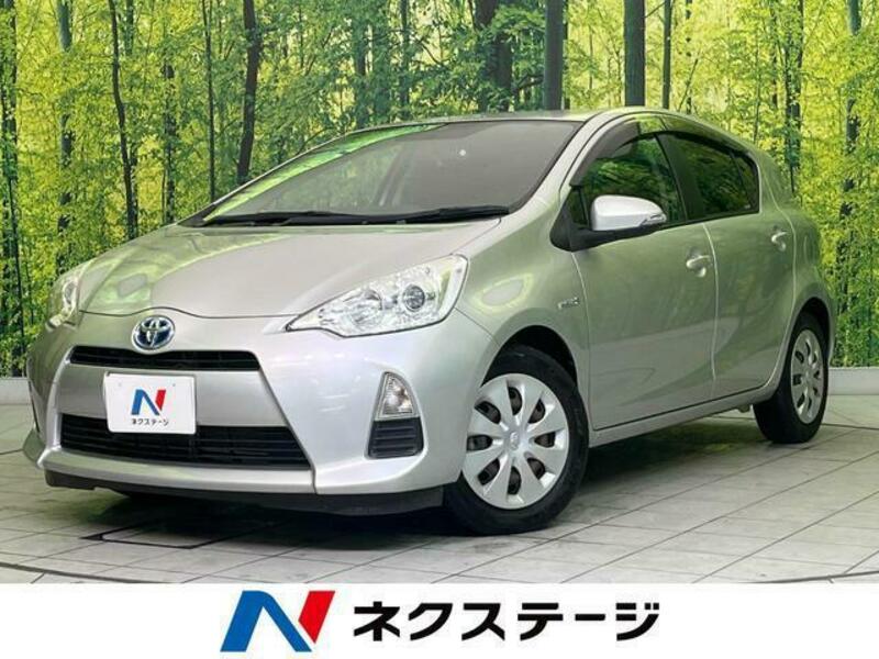 TOYOTA　AQUA