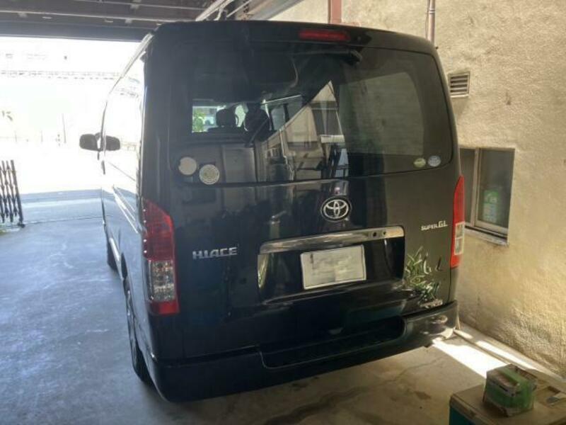HIACE VAN