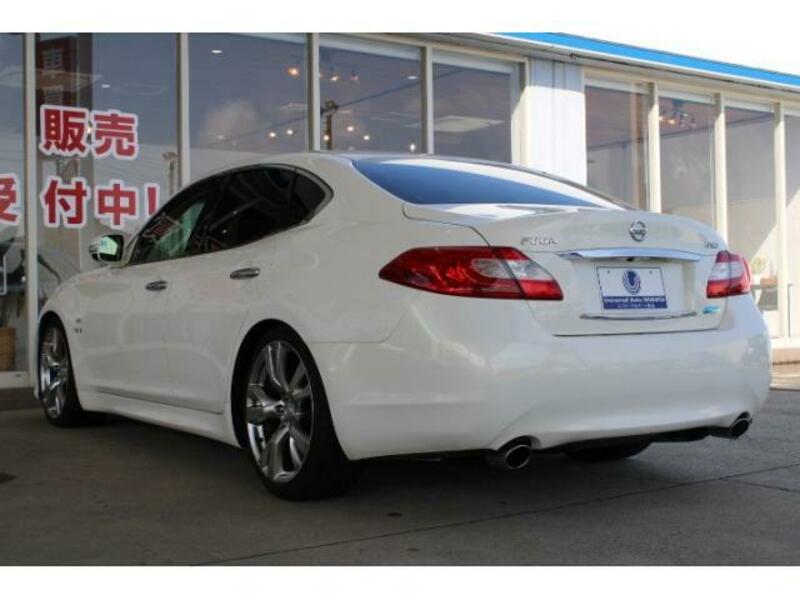 FUGA HYBRID-10