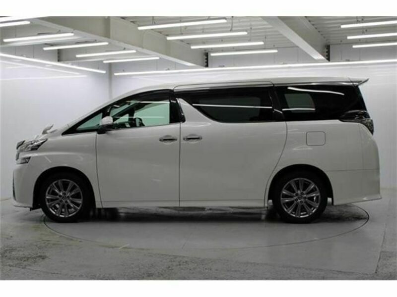 VELLFIRE-8