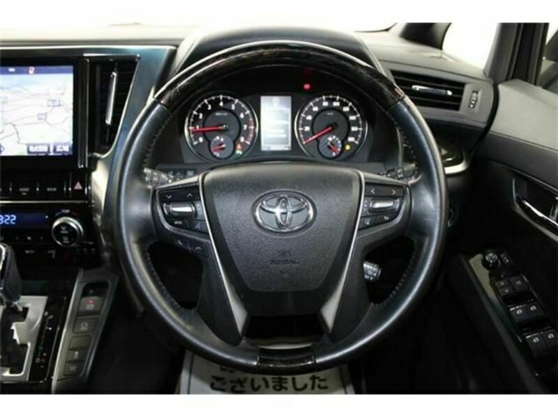 VELLFIRE-15