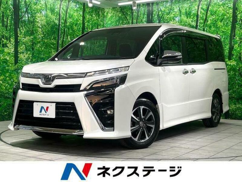 TOYOTA　VOXY