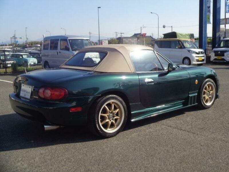 ROADSTER-4