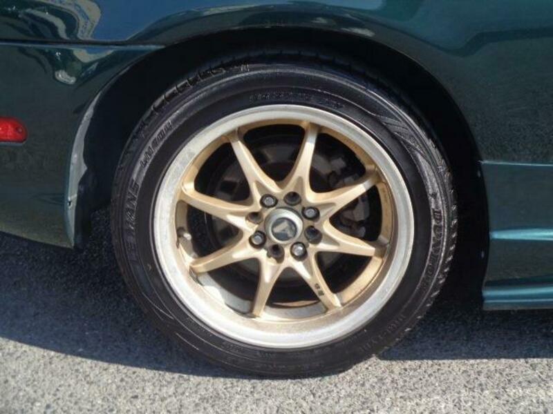 ROADSTER-12
