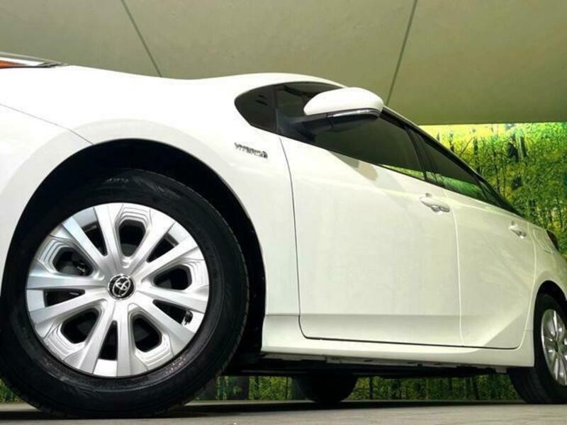 PRIUS-12
