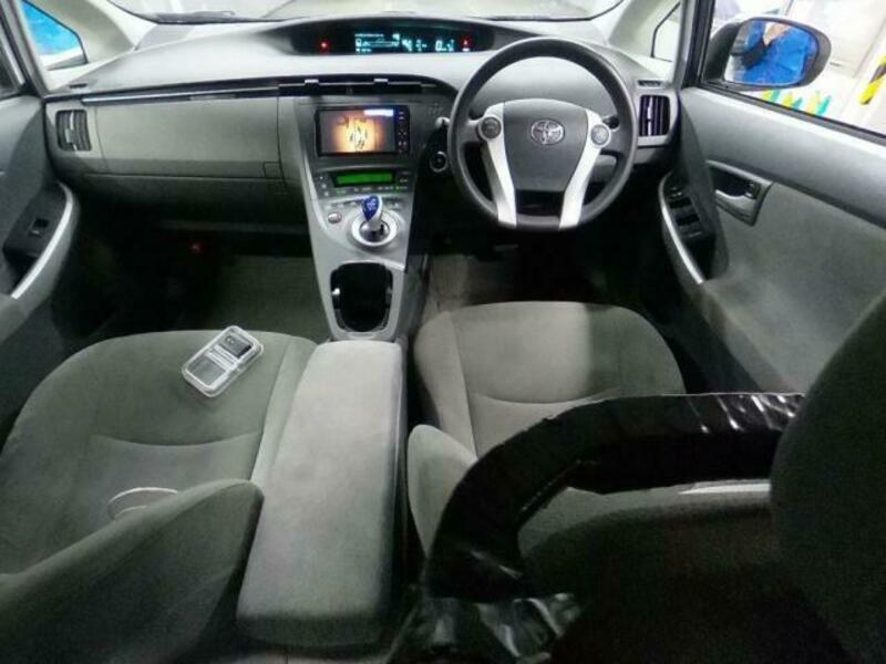 PRIUS-2