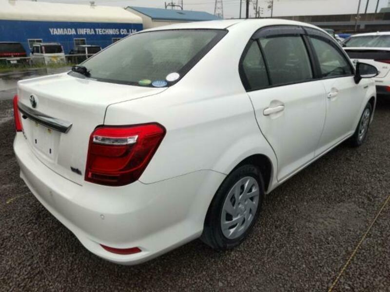COROLLA AXIO-3