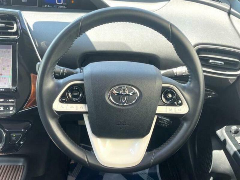 PRIUS-9
