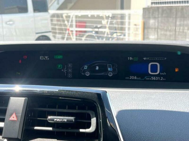 PRIUS-10