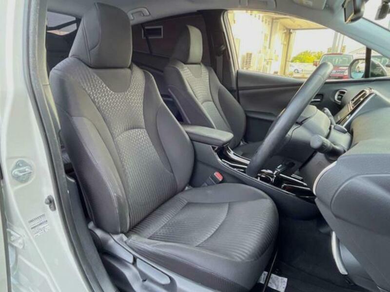PRIUS-7