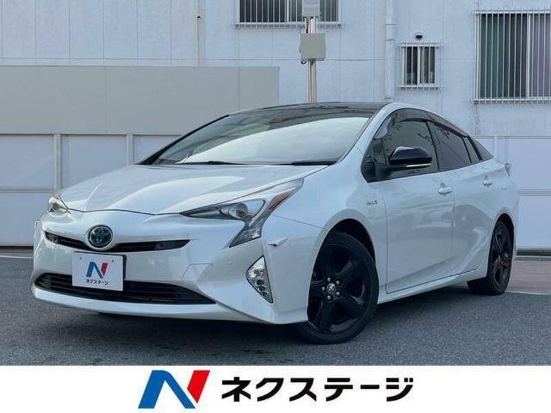TOYOTA　PRIUS