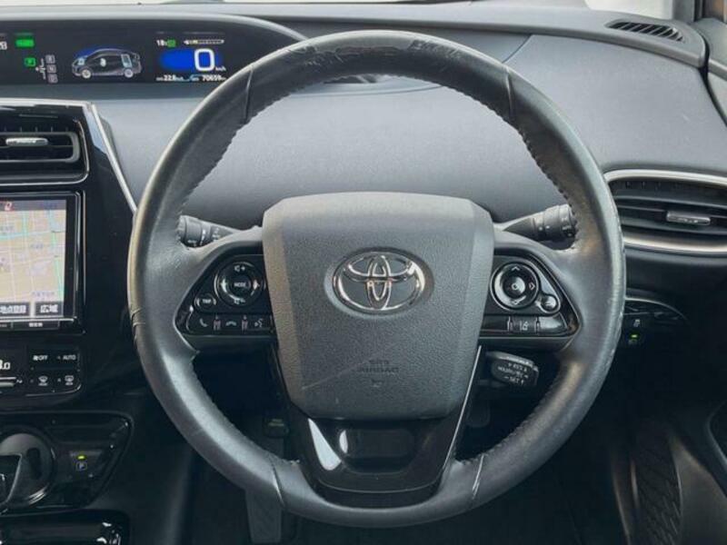 PRIUS-10