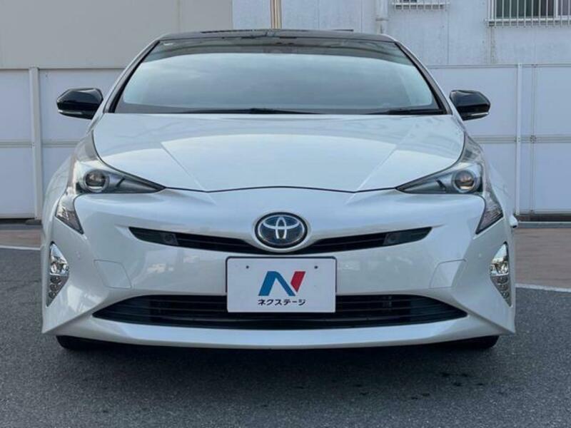 PRIUS-13