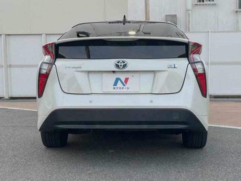 PRIUS-14