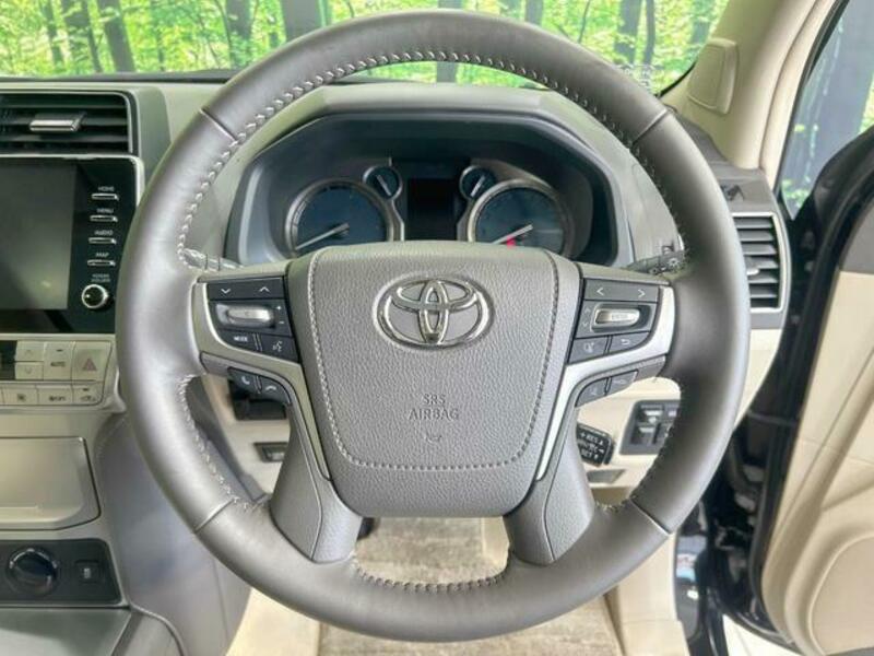 LAND CRUISER PRADO-11