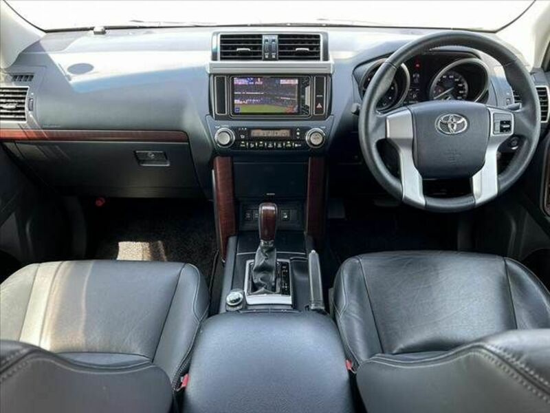 LAND CRUISER PRADO-1