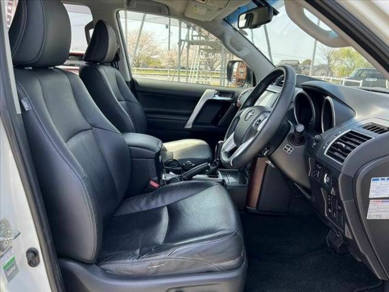 LAND CRUISER PRADO-15