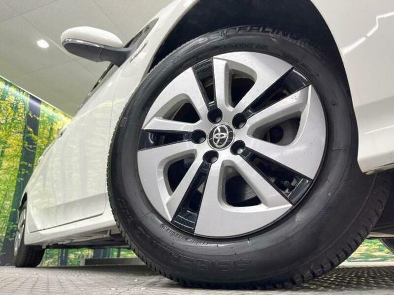 PRIUS-12