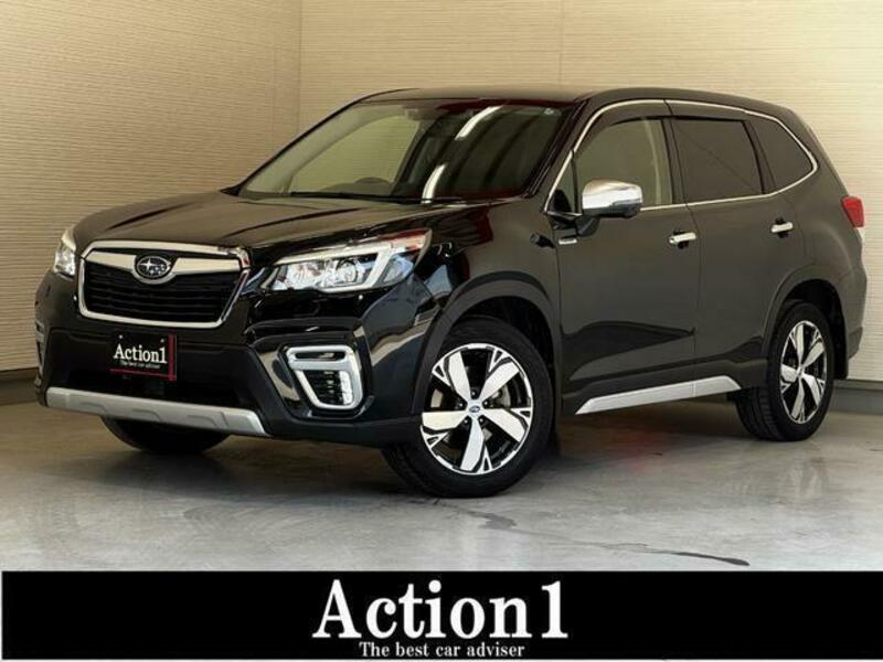 SUBARU　FORESTER