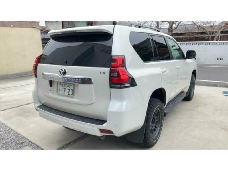 LAND CRUISER PRADO-1