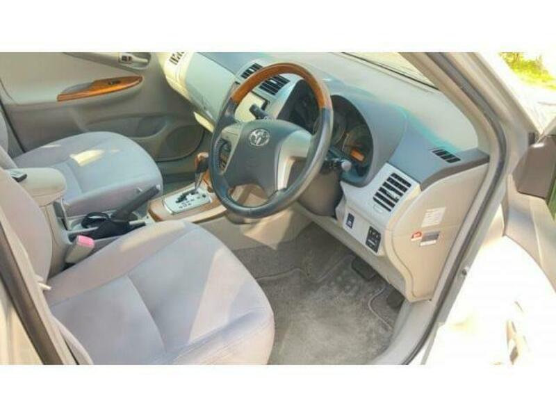 COROLLA AXIO-11