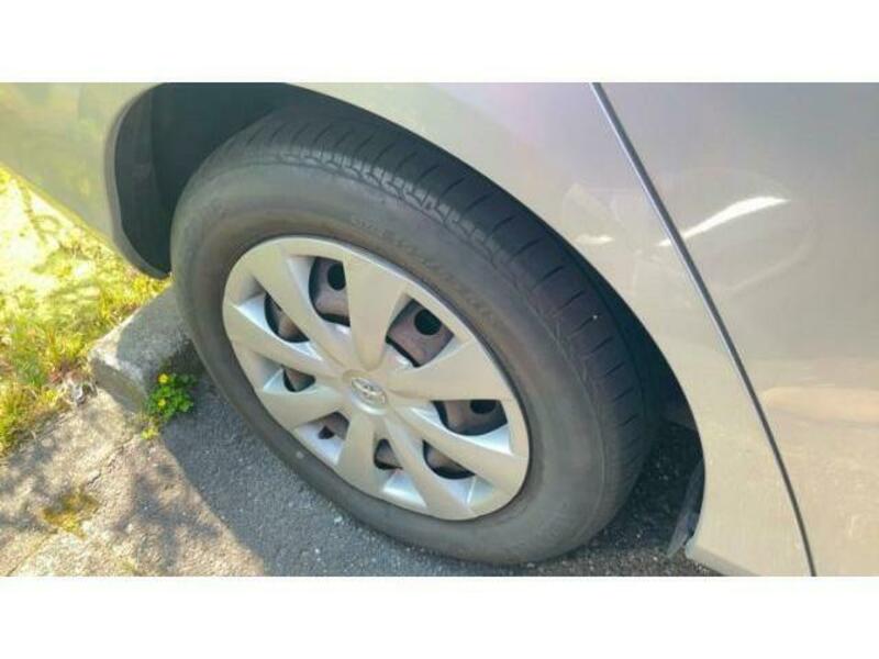 COROLLA AXIO-13