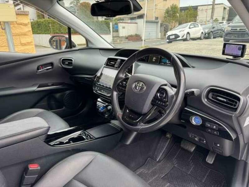 PRIUS-7
