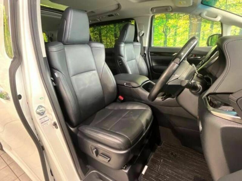 VELLFIRE-7