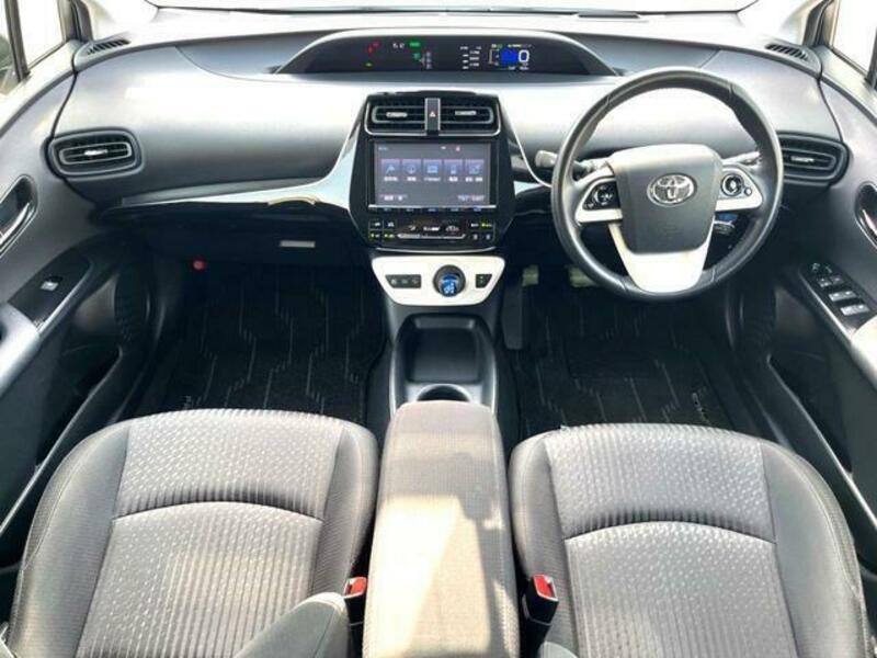 PRIUS-1